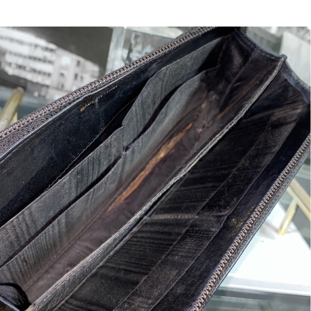 Authentic CHANEL Caviar Timeless CC Zippy Clutch Wallet - Picture 11 of 13